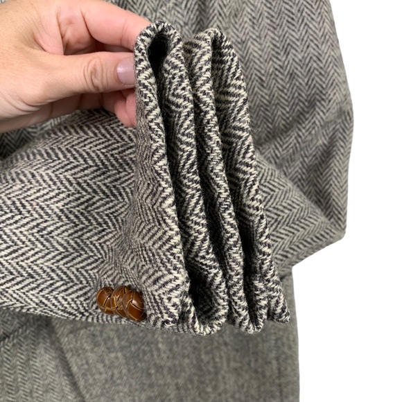 Vintage Harris Tweed Herringbone Sport Coat - Picture 5 of 12